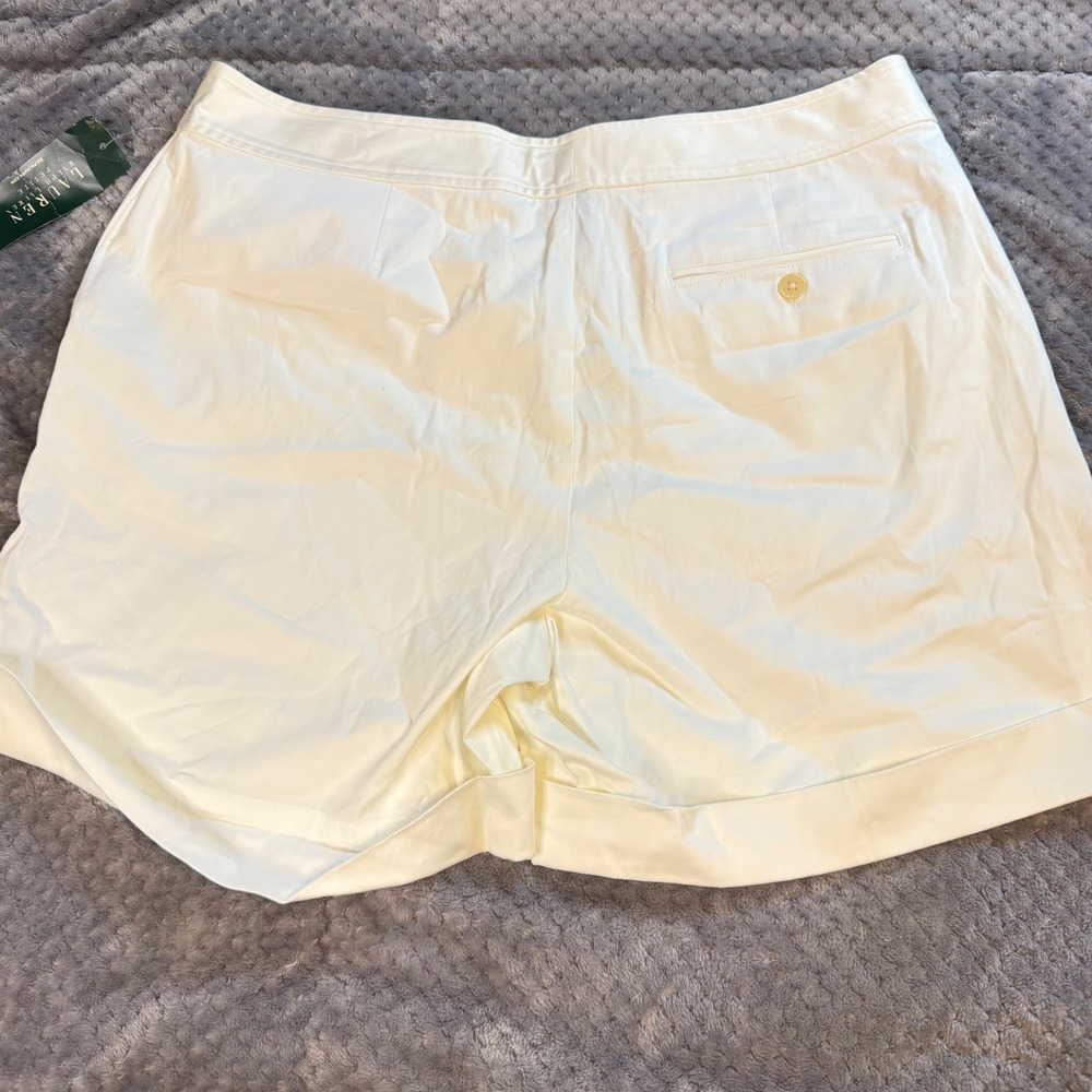Lauren Ralph Lauren Petite White Cuffed Cotton Blend Shorts NWT Size 14P - Picture 7 of 9